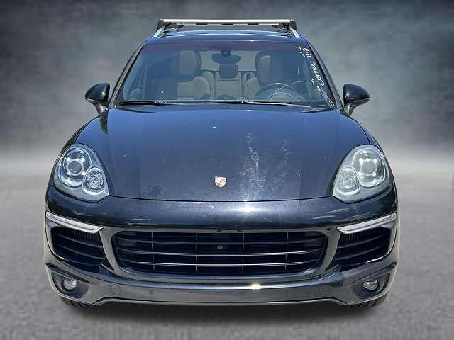 2017 PORSCHE Cayenne