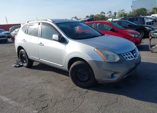 2011 NISSAN Rogue