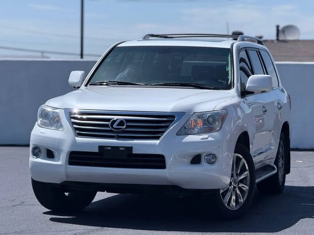 2011 LEXUS LX