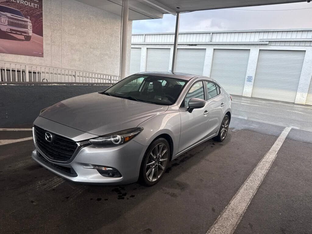 2018 MAZDA Mazda3