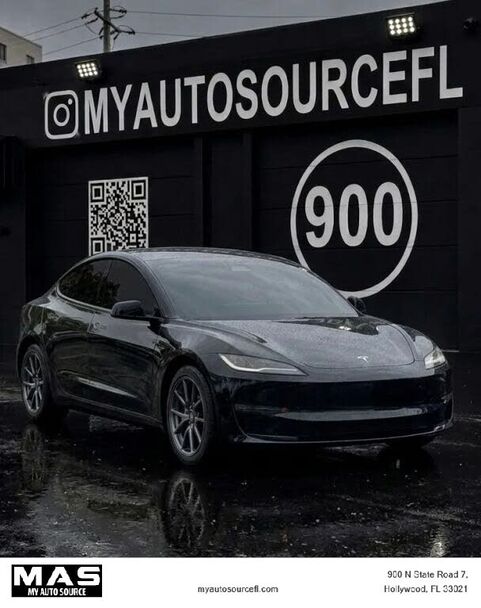 2024 TESLA Model 3