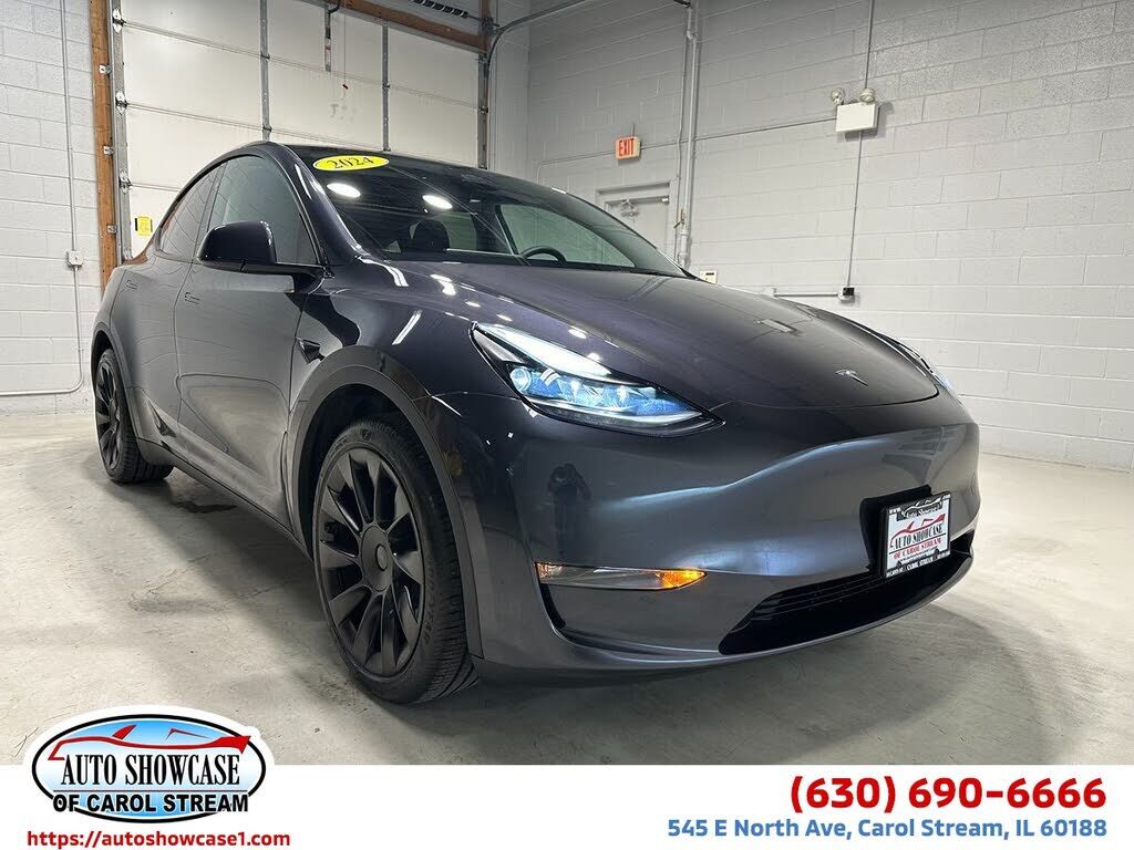2024 TESLA Model Y