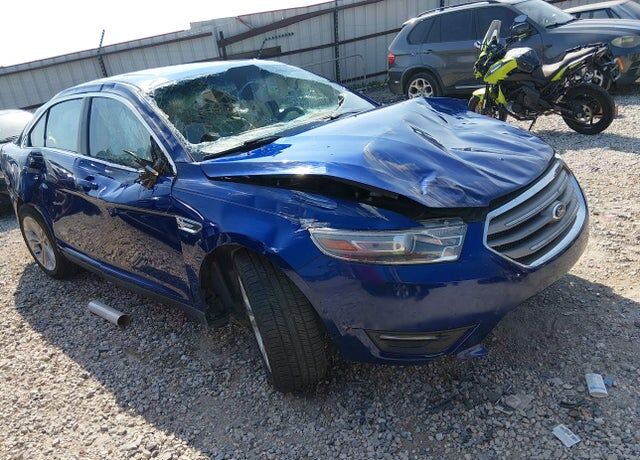2013 FORD Taurus