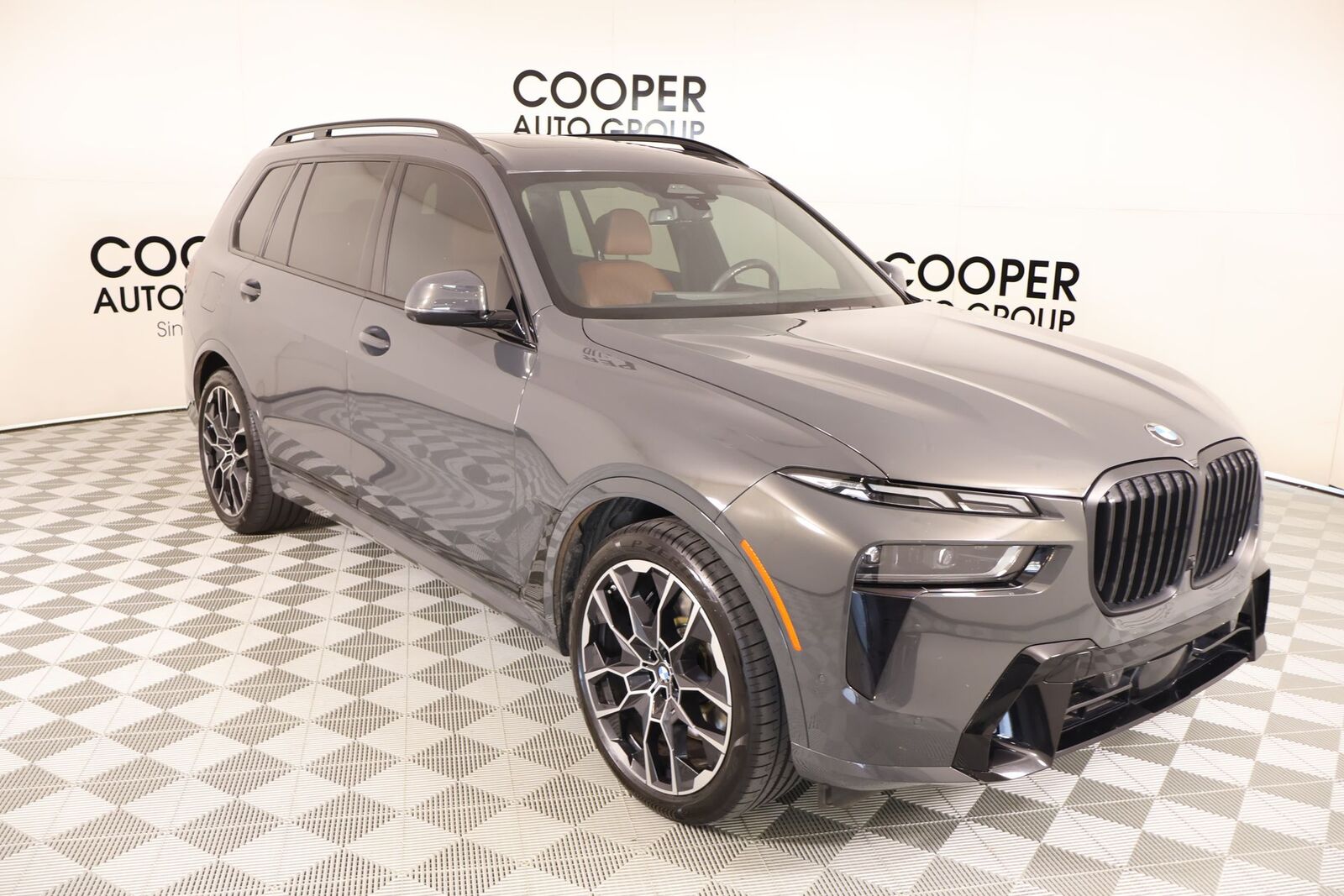 2023 BMW X7