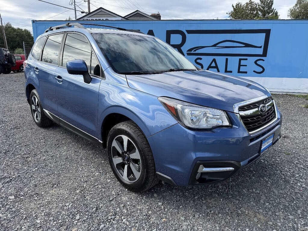 2018 SUBARU Forester