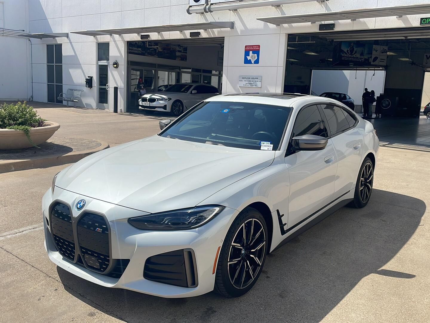 2023 BMW i4