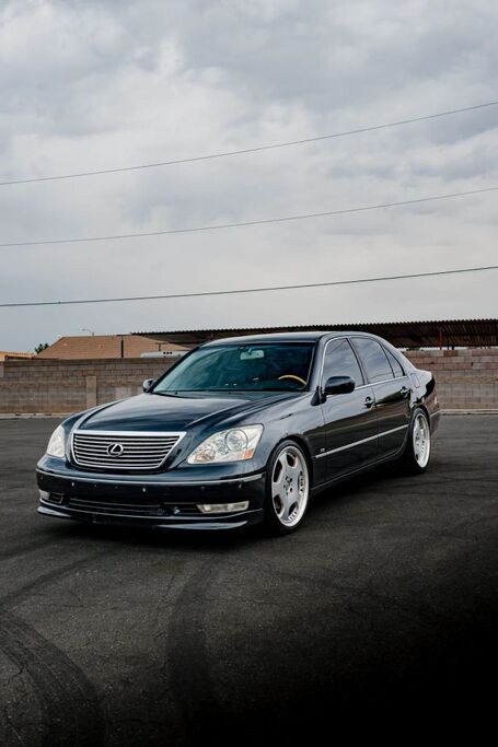Lexus LS