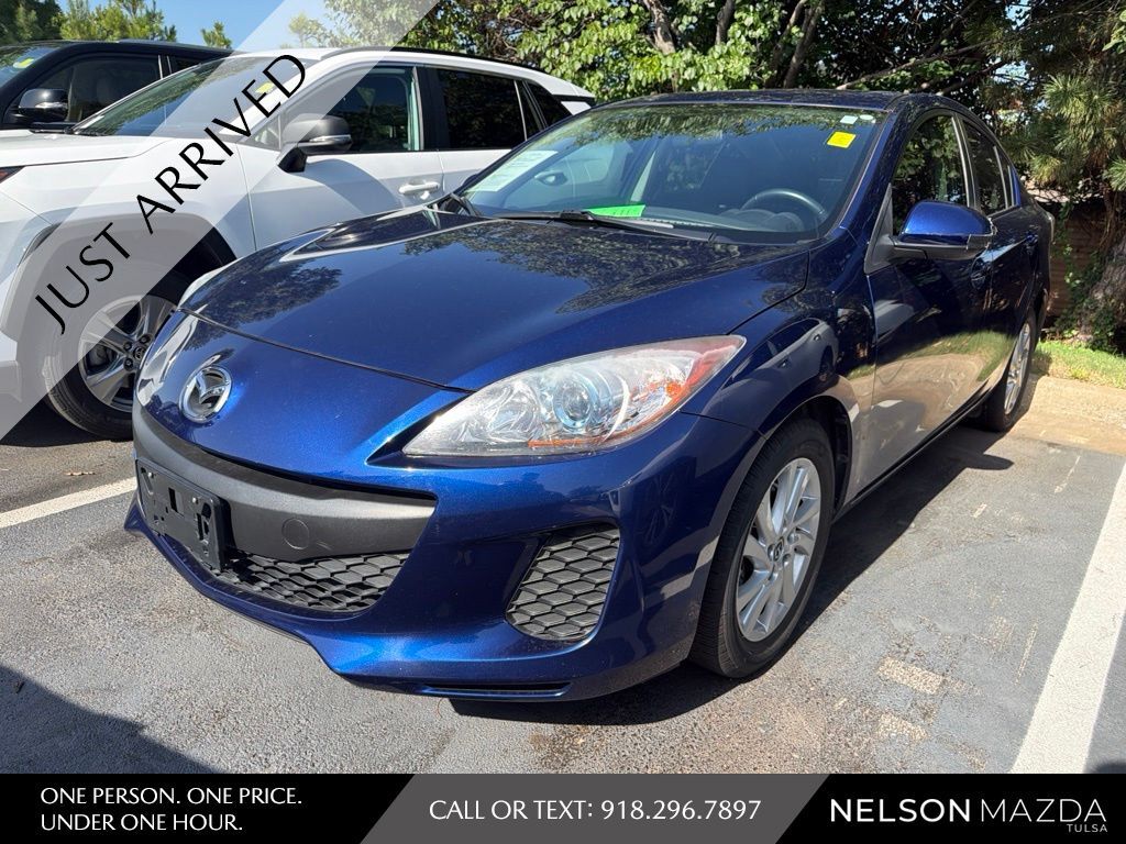 2013 MAZDA Mazda3