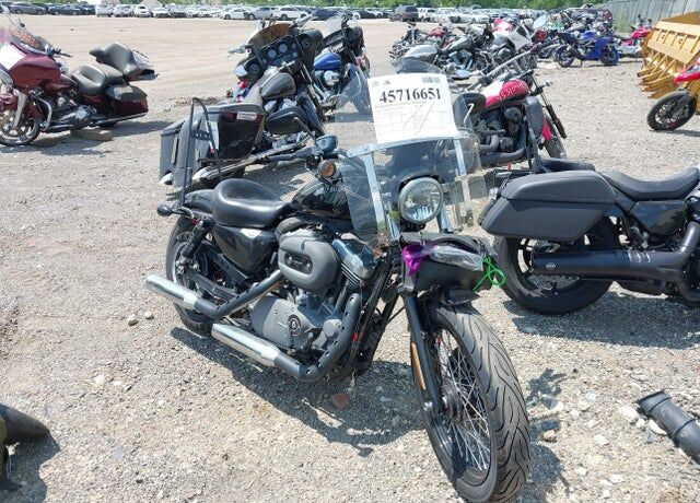 2011 HARLEY DAVIDSON Nightster