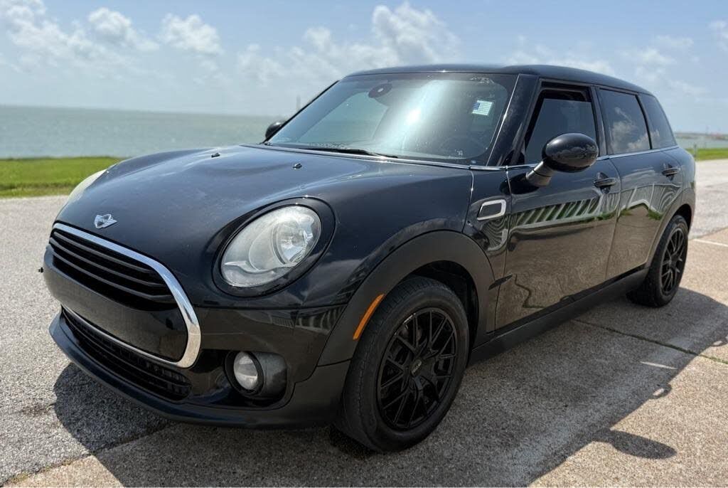 2017 MINI Clubman