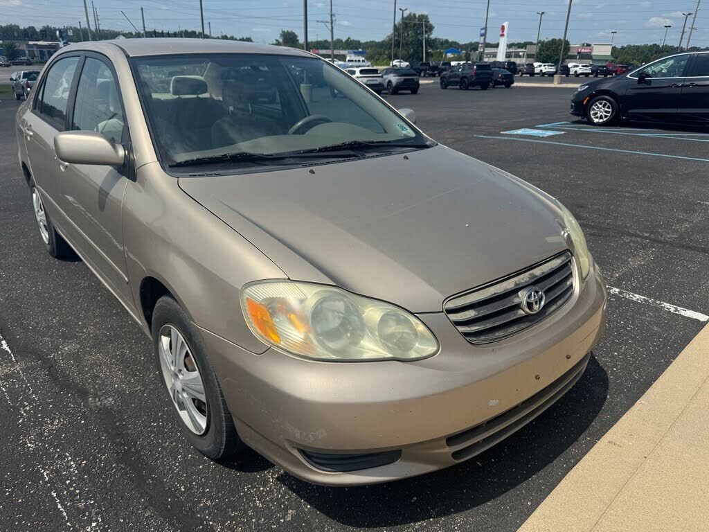 2004 TOYOTA Corolla