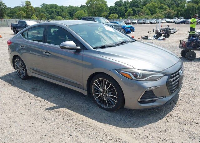 2017 HYUNDAI Elantra