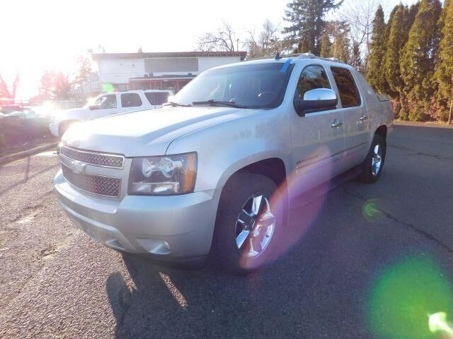 2011 CHEVROLET Avalanche
