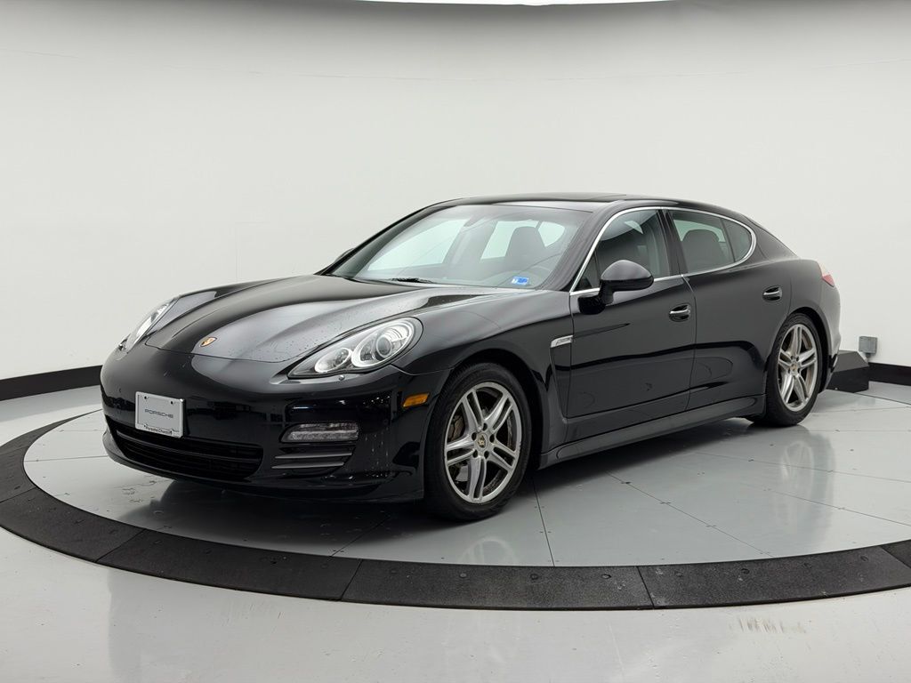2010 PORSCHE Panamera