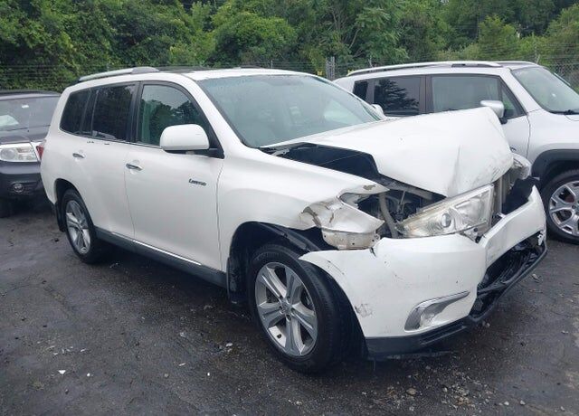 2012 TOYOTA Highlander