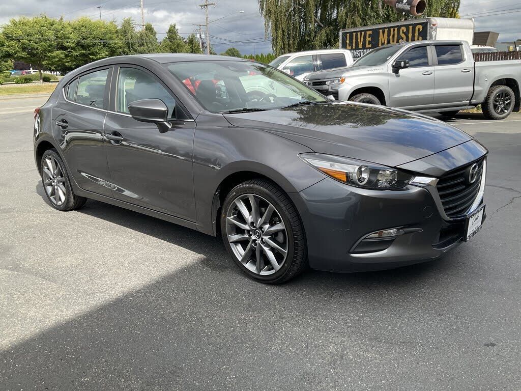 2018 MAZDA Mazda3