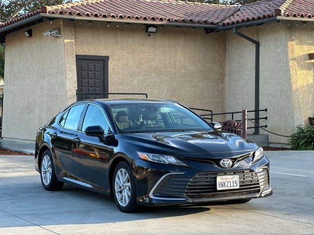 2021 TOYOTA Camry