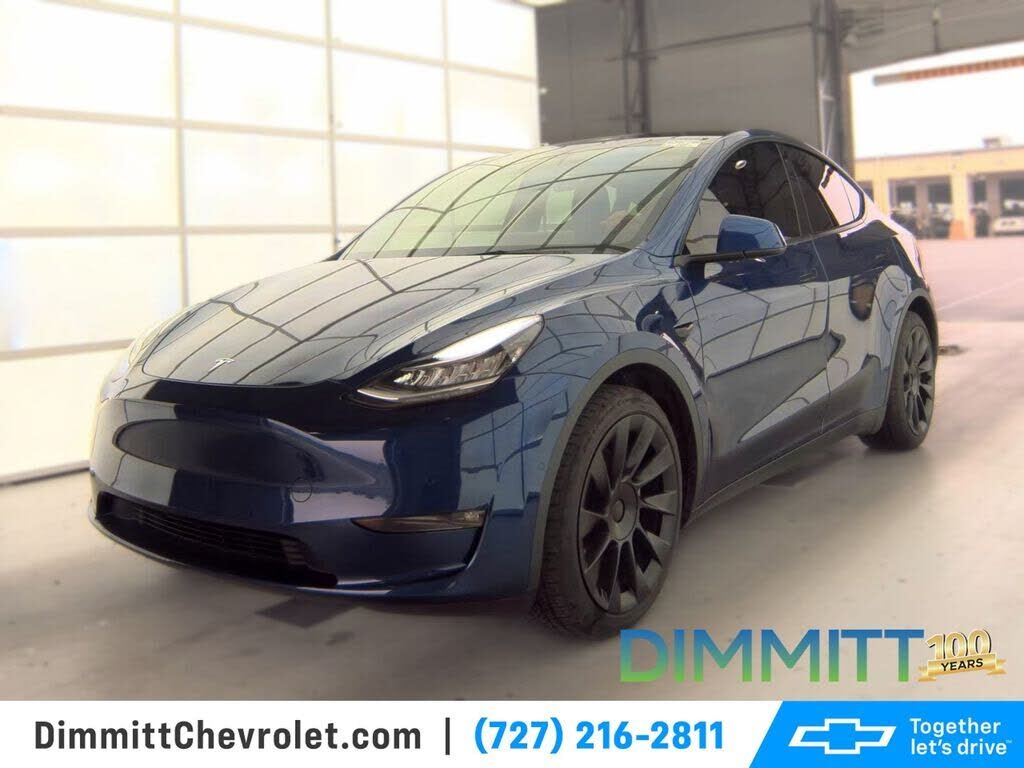 2022 TESLA Model Y