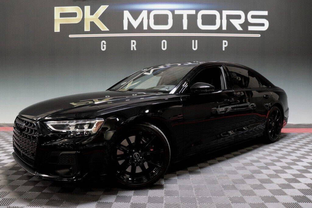 2023 AUDI S8