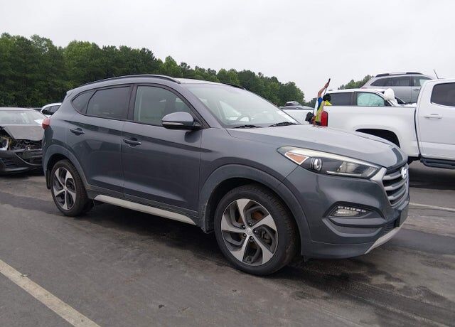 2017 HYUNDAI Tucson