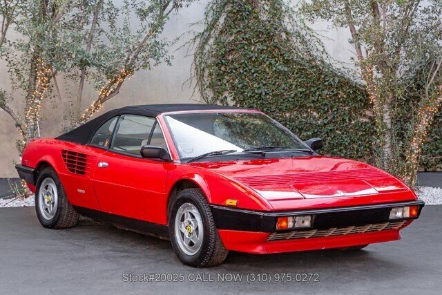 1983 FERRARI Mondial 8