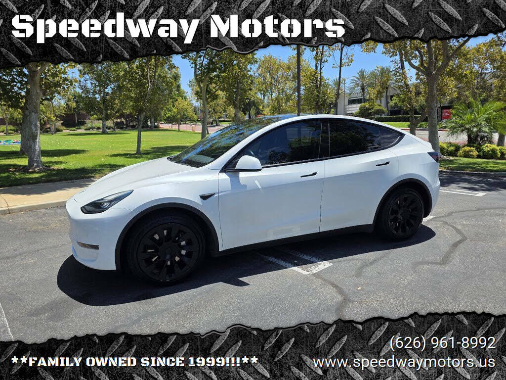 2020 TESLA Model Y