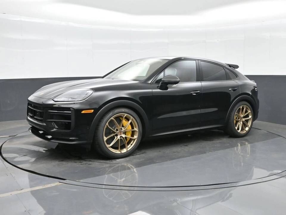 2026 PORSCHE Cayenne