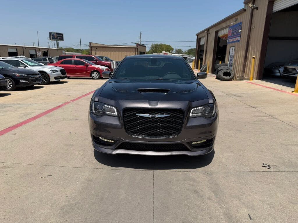2020 CHRYSLER 300