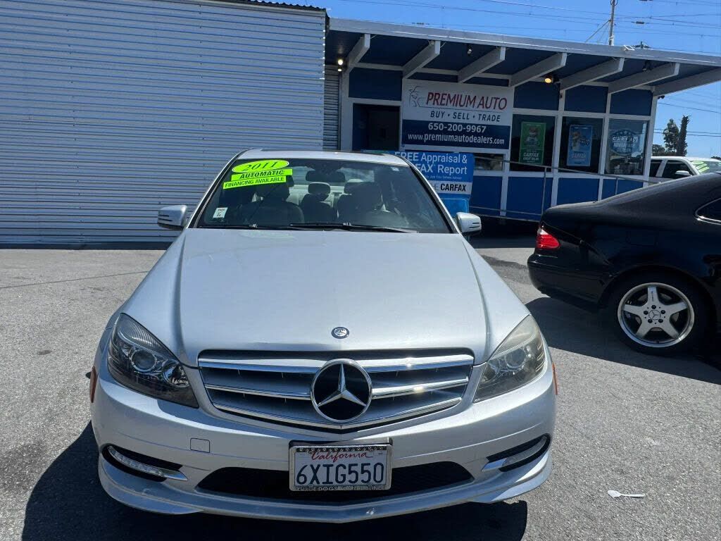 2011 MERCEDES-BENZ C-Class