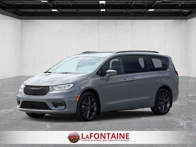2022 CHRYSLER Pacifica