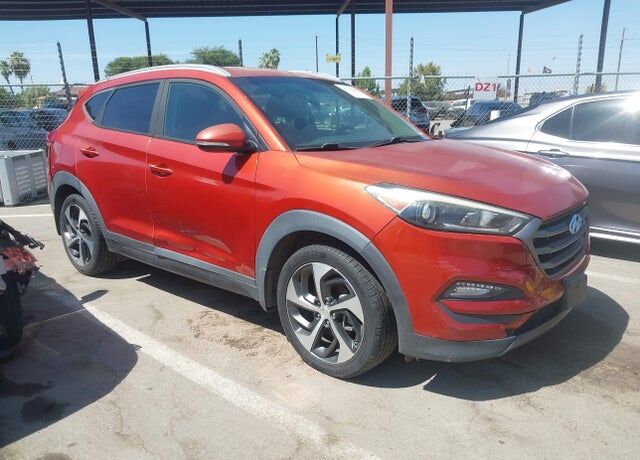 2016 HYUNDAI Tucson