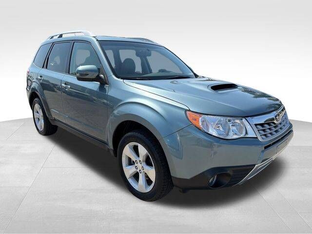 2011 SUBARU Forester
