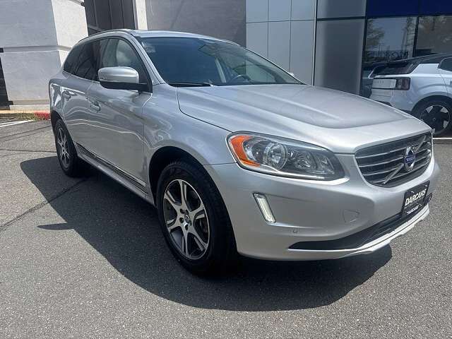 2015 VOLVO XC60