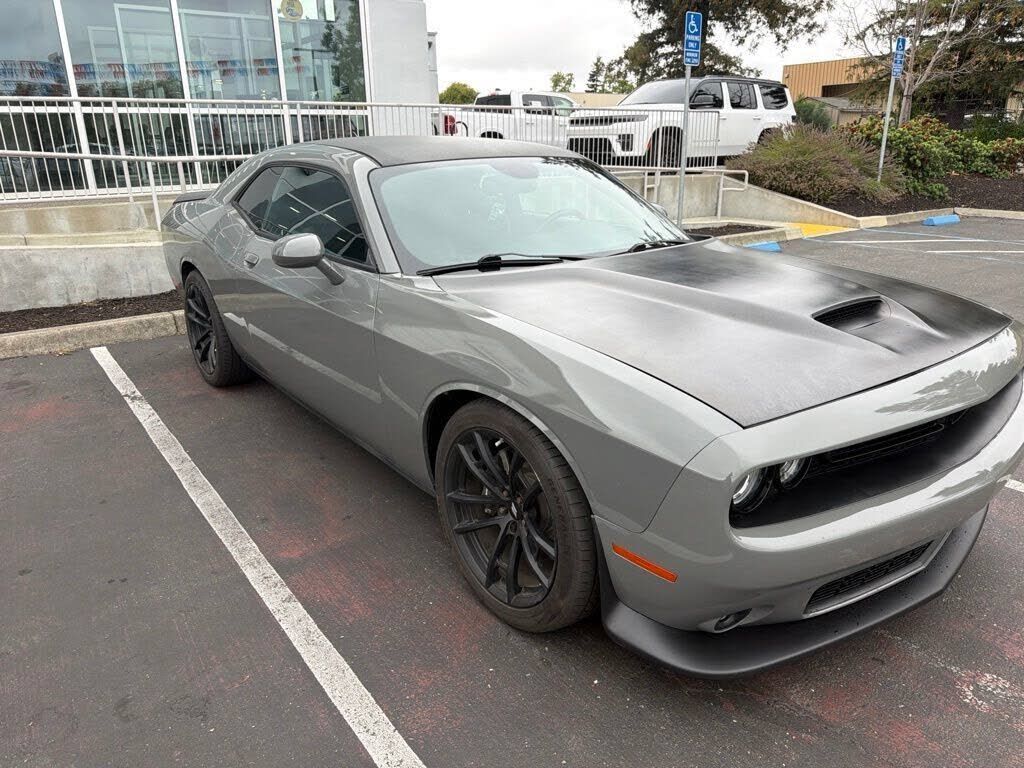 2019 DODGE Challenger