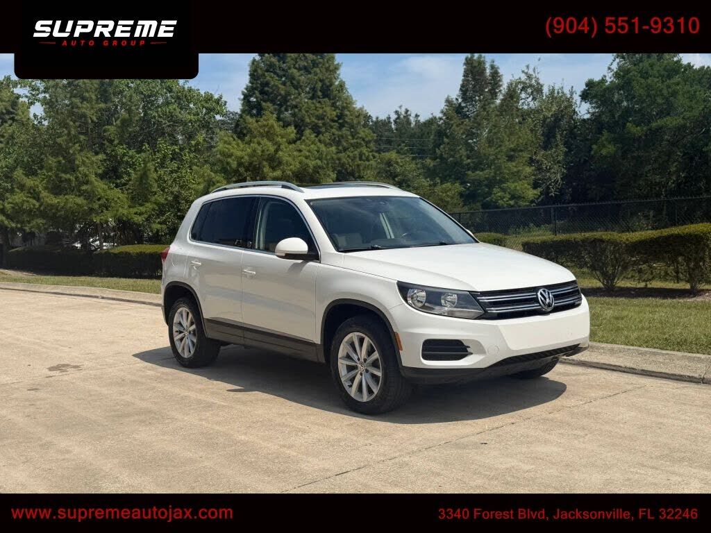 2017 VOLKSWAGEN Tiguan