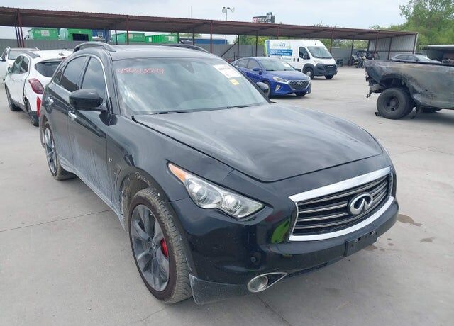 2016 INFINITI QX70