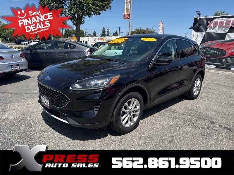 2021 FORD Escape