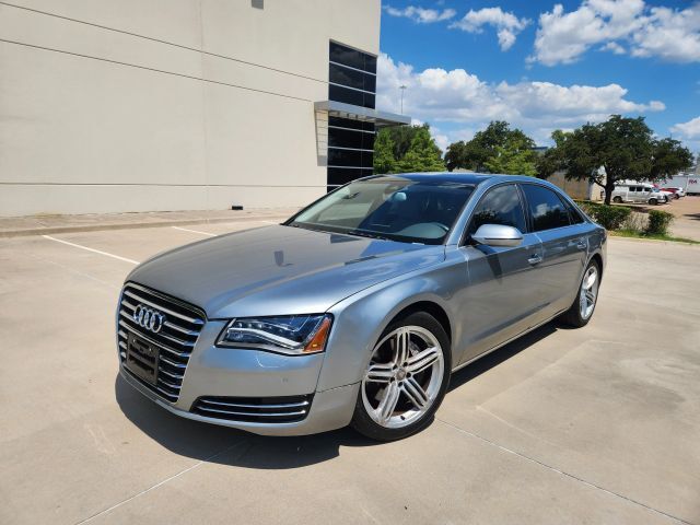 2013 AUDI A8