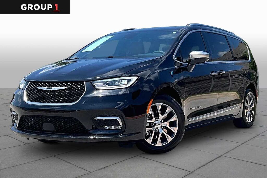 2023 CHRYSLER Pacifica