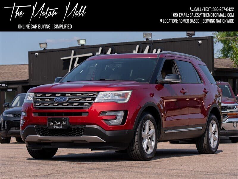 2017 FORD Explorer