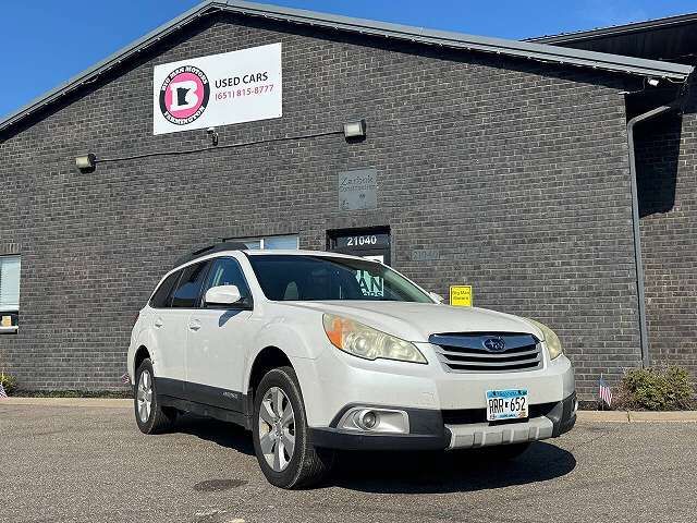 2011 SUBARU Outback