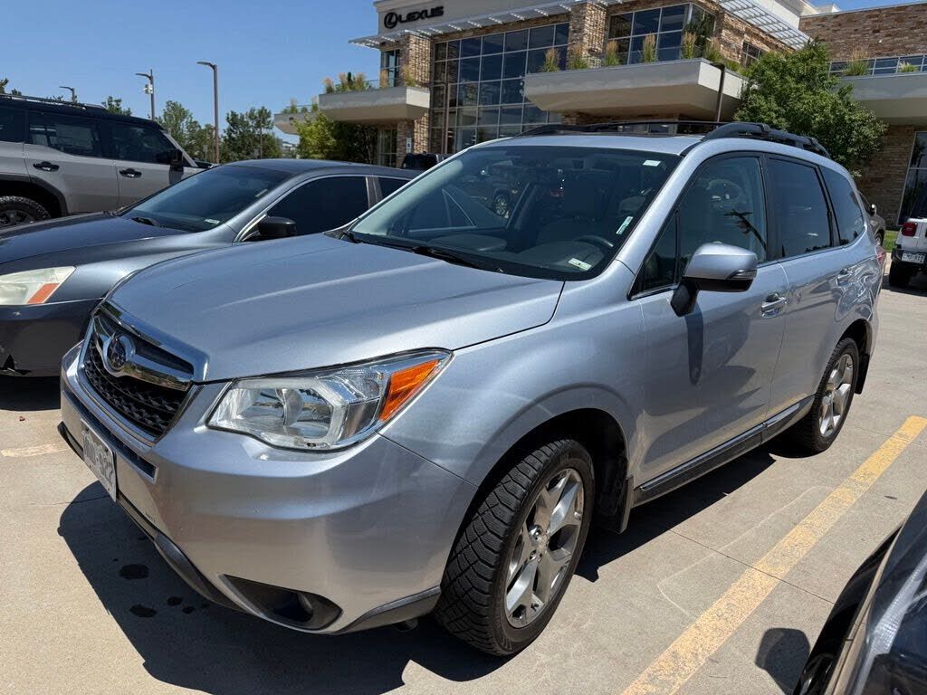2016 SUBARU Forester