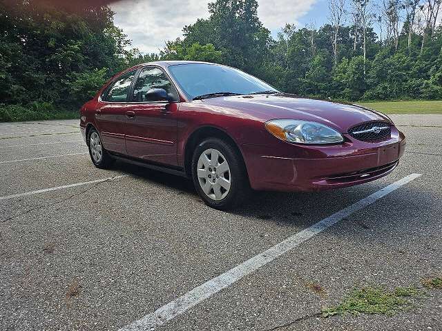 2003 FORD Taurus