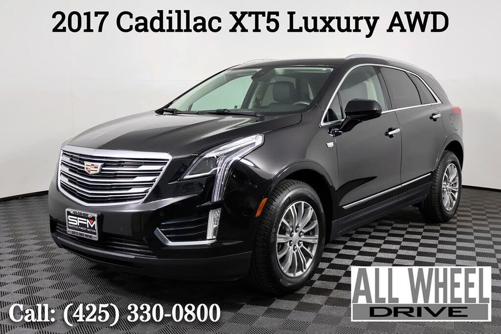 2017 CADILLAC XT5