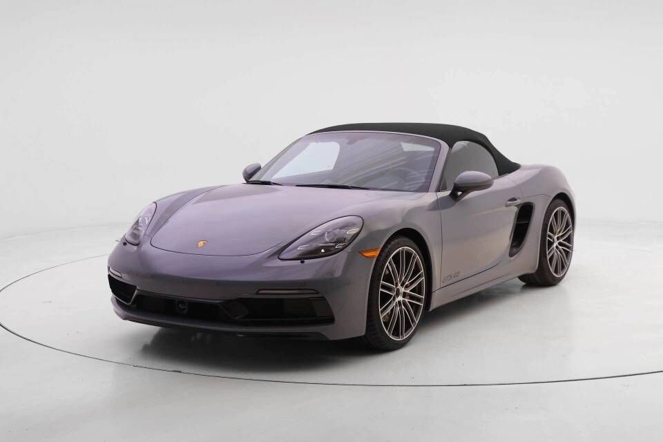 2025 PORSCHE 718