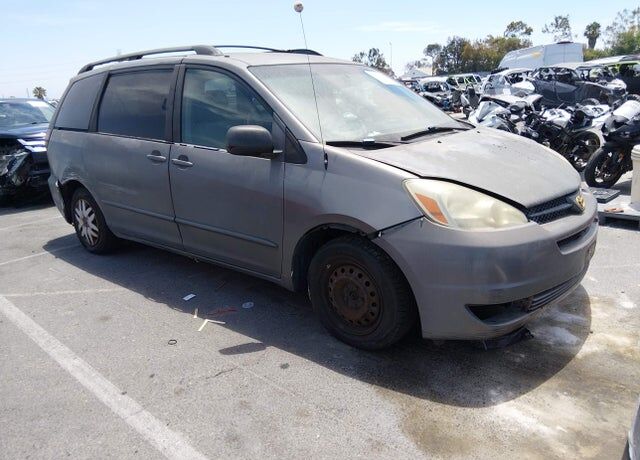 2005 TOYOTA Sienna