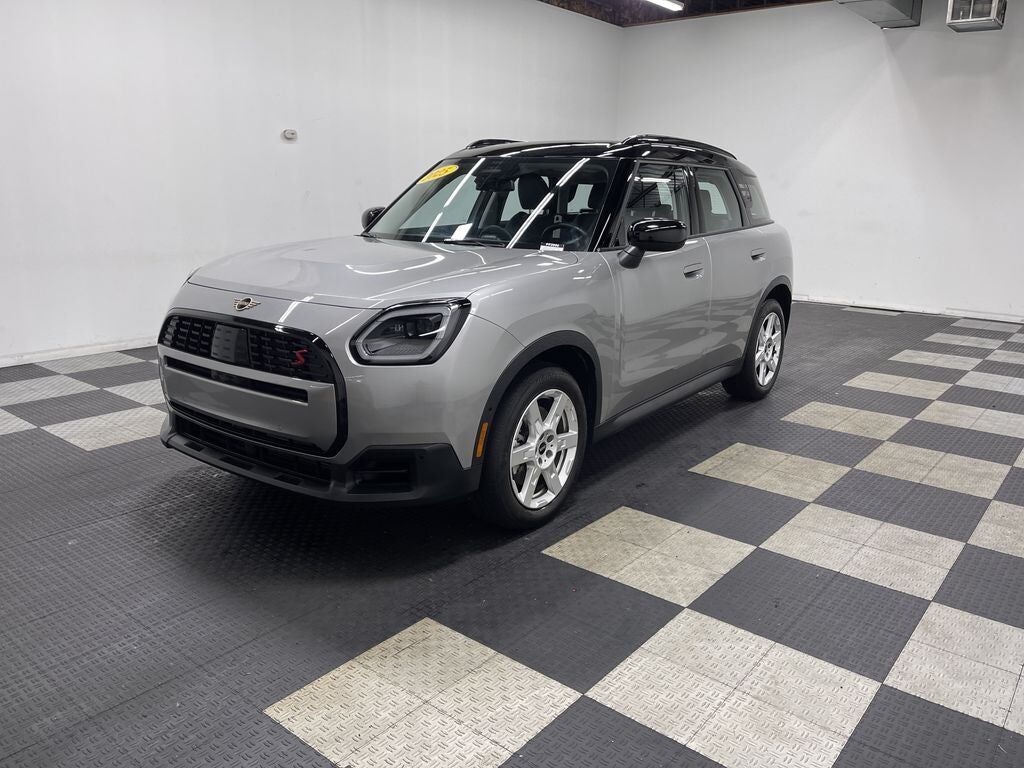 2025 MINI Countryman