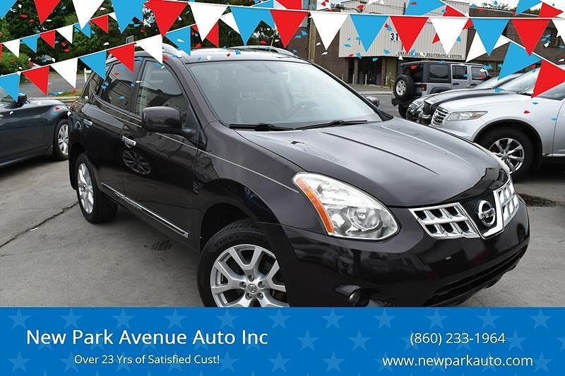 2011 NISSAN Rogue