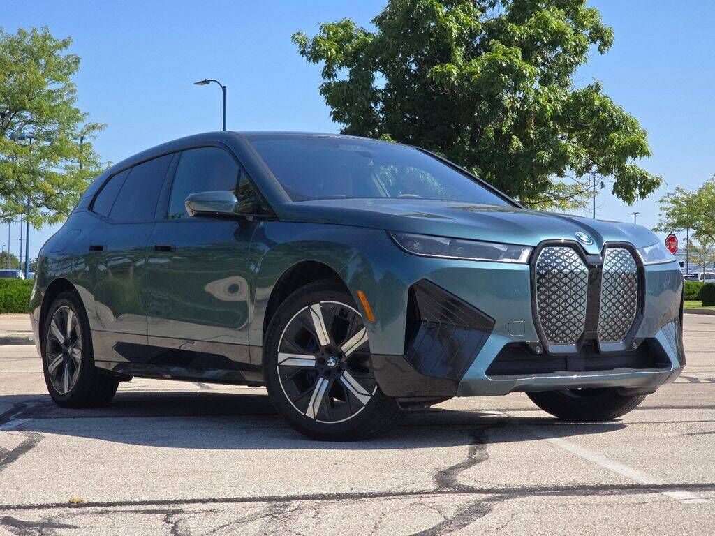 2022 BMW ix