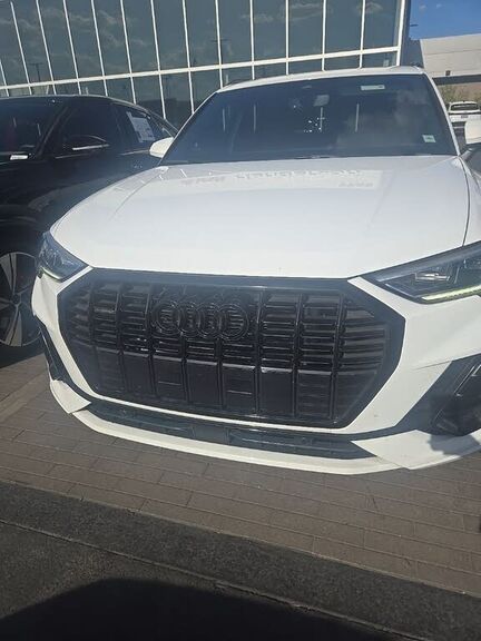 2024 AUDI Q3